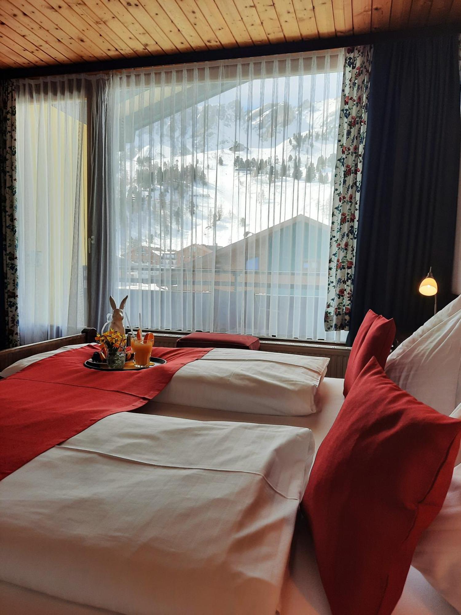Hotel Bella โอเบอร์เทาเอิร์น ภายนอก รูปภาพ